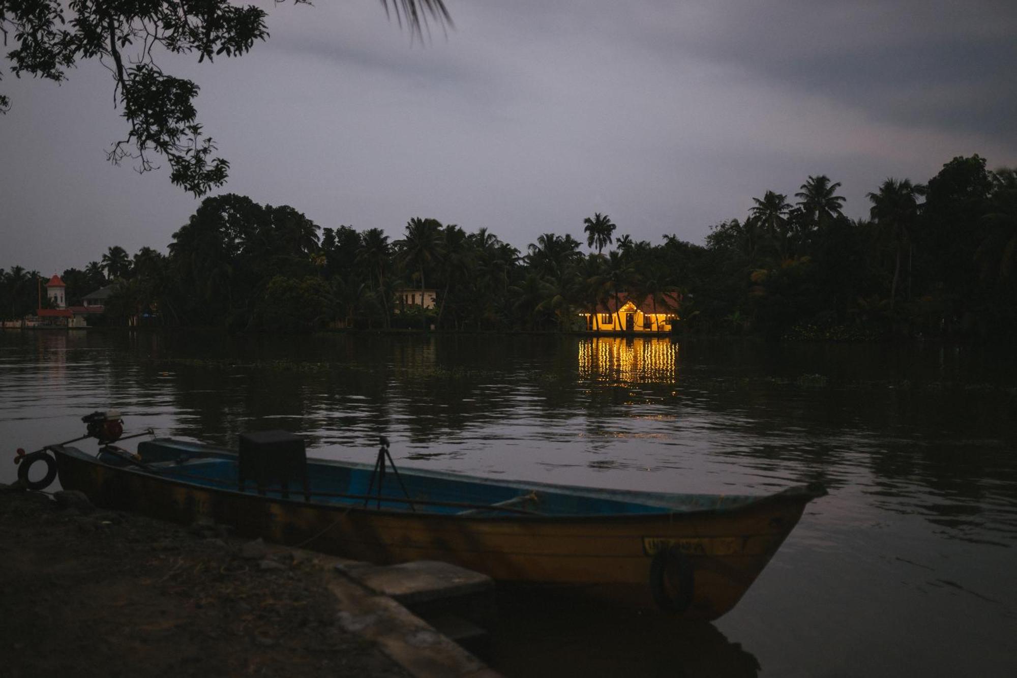 Appartamento Tulsi Kayal Retreat Champakulam Esterno foto