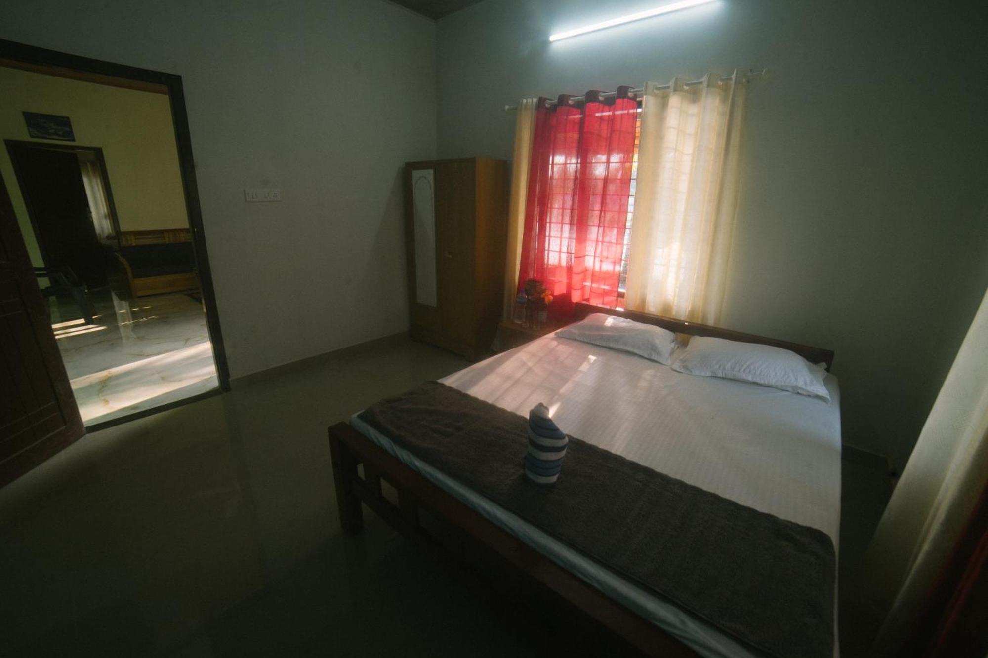 Appartamento Tulsi Kayal Retreat Champakulam Esterno foto