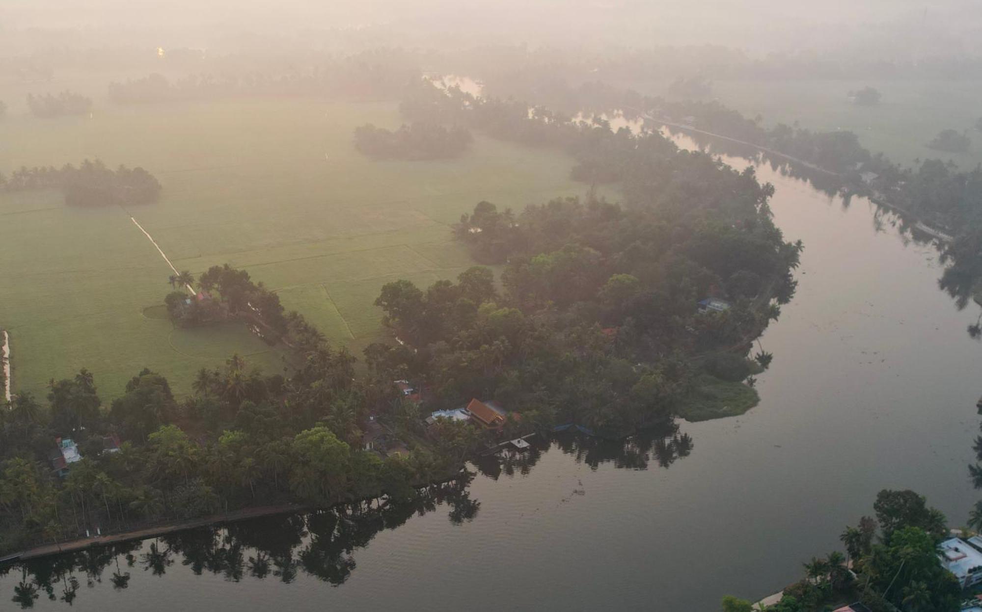 Appartamento Tulsi Kayal Retreat Champakulam Esterno foto